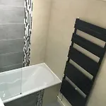Appartement Bedinreims Elegant Bottle Quiet And Close To Center Free Parking And Wifi Free Ideal 5 A 9 Adultes *