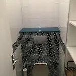 아파트 Bedinreims Elegant Bottle Quiet And Close To Center Free Parking And Wifi Free Ideal 5 A 9 Adultes