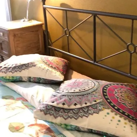 Bedinreims Elegant Bottle Quiet And Close To Center Free Parking And Wifi Free Ideal 5 A 9 Adultes *