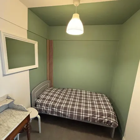 Διαμέρισμα Bedinreims Elegant Bottle Quiet And Close To Center Free Parking And Wifi Free Ideal 5 A 9 Adultes Ρενς