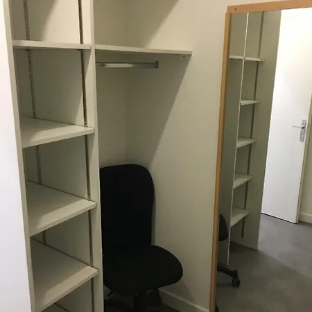 Bedinreims Elegant Bottle Quiet And Close To Center Free Parking And Wifi Free Ideal 5 A 9 Adultes Διαμέρισμα