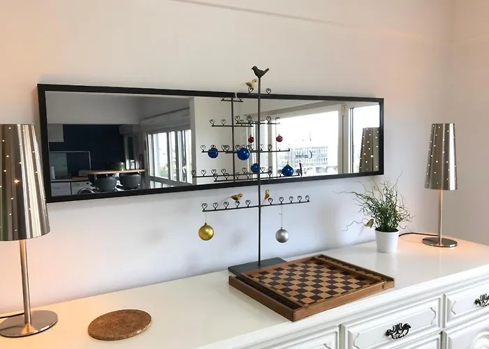 Bedinreims Elegant Bottle Quiet And Close To Center Free Parking And Wifi Free Ideal 5 A 9 Adultes *