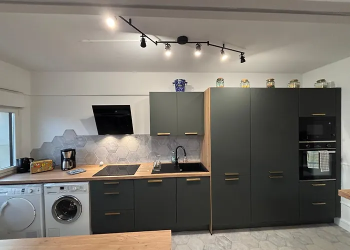 Apartment Bedinreims Elegant Bottle Quiet And Close To Center Free Parking And Wifi Free Ideal 5 A 9 Adultes