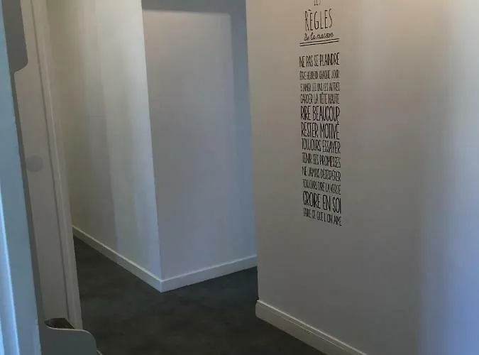 Apartment Bedinreims Elegant Bottle Quiet And Close To Center Free Parking And Wifi Free Ideal 5 A 9 Adultes