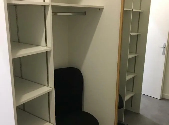 Bedinreims Elegant Bottle Quiet And Close To Center Free Parking And Wifi Free Ideal 5 A 9 Adultes Apartment