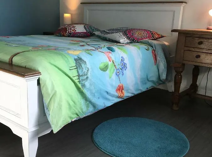 Bedinreims Elegant Bottle Quiet And Close To Center Free Parking And Wifi Free Ideal 5 A 9 Adultes Apartment